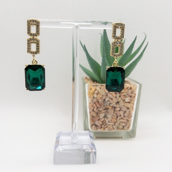 Art Deco Style Faux Emerald and Rhinestone Drop Earrings - Picture 5 of 9